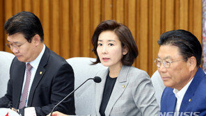 나경원 “공수처 절대 불가…끝장 토론하는 것도 방법”
