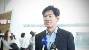 ‘캠프 출국’ 이강철 감독, “높아진 기대 충족해야…백업 발굴 목표”