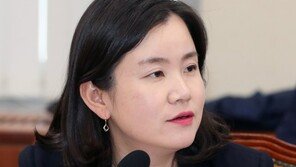 한국당, “국회의원은 물론 고위 공직자 자녀 대입도 전수조사” 맞불