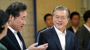李총리 방일 앞둔 靑 “아베 정부 변화 있기를”…제한적 기대감