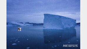 러시아 해군 “북극서 빙하 녹아 드러난 섬 5개 발견”