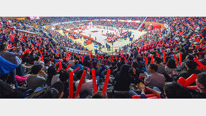 “반갑다 여자농구”… 부산이 꽉 찼다