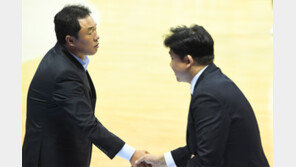 ‘적으로 만난 사제’ 스승이 진땀승