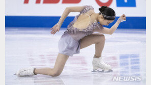 ‘트리플 악셀 성공’ 유영, 그랑프리 2차 대회 쇼트 2위