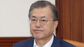 文대통령, 26일 부산 찾아 모친 병문안