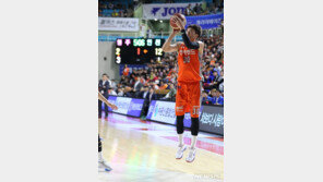 전자랜드, DB 잡고 2연패 끊어…KT, 현대모비스전 7연패 탈출