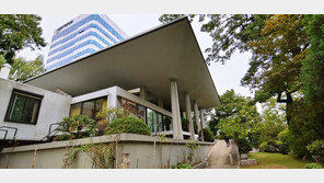 디자인 설계부터 인테리어·가구까지…대사관 건축으로 보는 외교 