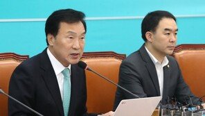 ‘고립무원’ 손학규 “제3지대 통합·호남계”로 반격…효과 있을까