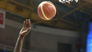 ‘프로농구 최하위’ LG, 맥클린 퇴출하고 해리스 영입