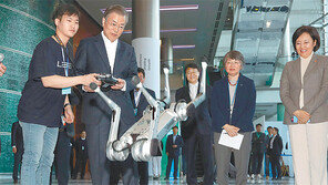 文대통령 “AI 국가전략 연내 제시할 것”