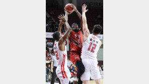 KGC의 화끈한 공격농구, SK 6연승 저지