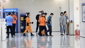 ‘독도 헬기추락 사고’ 시신 1구, 정비실장으로 확인