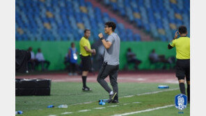 U-17 월드컵 8강 이끈 김정수 감독 “일본이든 멕시코든 상관없다”