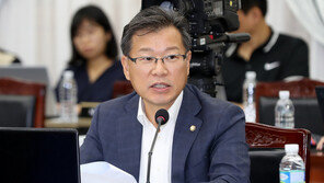 한국당 초선들 “보수대통합 적극 지지…기득권 당에 일임”