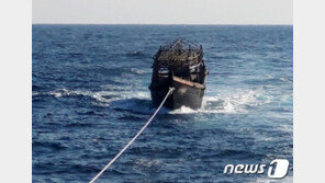 “16명 살해된 北선박, 나포 직후 국정원 요청으로 소독”