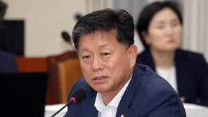 한국당 “文-5당 회동…野 제시한 ‘국정대전환’에 대통령 귀 열길”