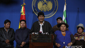 모랄레스 볼리비아 대통령, 멕시코가 제안한 망명처 수락