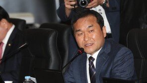 [속보] ‘불법 선거자금’ 엄용수 징역 1년6월 확정…의원직 상실