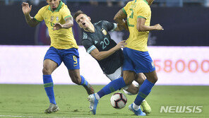 한국전 앞둔 브라질, 메시 복귀한 아르헨티나에 패배