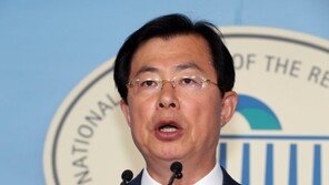 한국당 “文대통령, 정경두 국방부 장관 즉각 경질하고 사과해야”