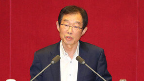 ‘한노총 출신’ 與 이용득도 불출마 선언 “한계 있어, 한 번 더 한들…”