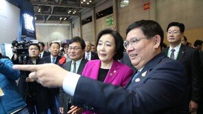 ‘한국형’ 스마트공장에 반한 태국 장관 “도입하려면 어떻게? 실업률은 어쩌나”