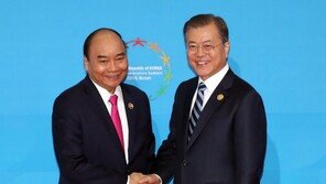 베트남 총리 “한반도 비핵화 위한 남북미 대화 지지할 것”
