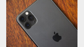 [리뷰] 카메라에 대한 선택과 집중이 이끌어낸 담대한 변화, 아이폰 11 프로 맥스