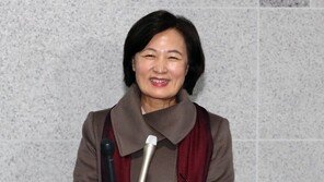 추미애 장관 지명에…민주당 “적임자”·한국당 “사법장악”