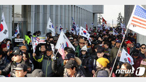 민주당 이어 한국당까지…‘선거제 원안 표결’ 급부상