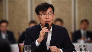 ‘15억 대출 금지’ 12·16대책 김상조 실장 직접 설계…초강수 꺼낸 배경은?