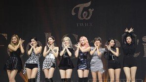 [연예뉴스 HOT②] 트와이스, 스토킹 관련 신변보호 요청