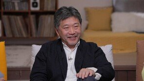 ‘방구석1열’ 고레에다 히로카즈 “송강호, 세속적 느낌과 섹시함 공존”