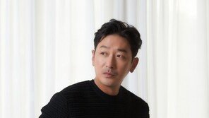 하정우 “건물 매입 관련 사적 정보 유출, 기분 좋지 않아”