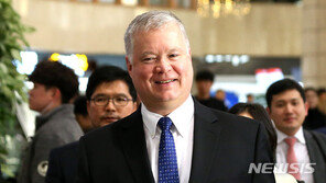 “美비건 국무부 부장관 지명자, 대북특별대표 지위 유지”