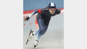 빙속 장거리 간판 김보름, 종합선수권 여자 3000m 1위