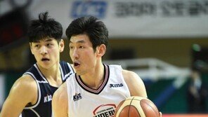 현대모비스, KCC 7연승 저지…트레이드 이후 맞대결 첫 승리