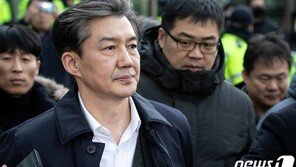 조국 측 “檢, 허구 기초한 정치적 기소…재판서 무죄 밝힐 것”