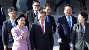 文 “檢 최종 감독자는 장관”…秋 “명의는 마구 찌르지 않아” 檢비판