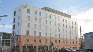 호텔 빌려 국내 식재료 음식 24시간 제공