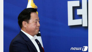 “PK구원투수 필요”…고심 깊어지는 김두관, 재선에 무게추