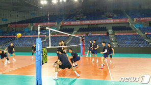 ‘올림픽 티켓 잡아라’…한국 남자배구, 높이 앞세운 호주 잡을 비책은 ‘서브’