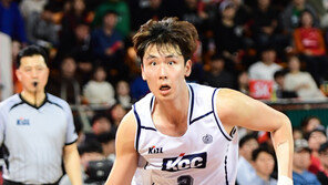 3라운드 MVP 송교창, 팬들에게 ‘떡 쏜다’