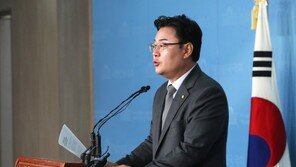 한국당 “새보수당, 혁신통합추진위로 한 가족 됐다”