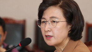 추미애, 직권남용 고발됐다…한변 “보복인사·수사방해”