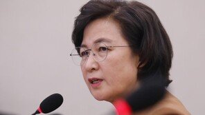 추미애 檢개혁 플랜…‘후속 물갈이→조국 과제 완수’ 쐐기