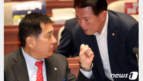 한국당, 선관위 항의방문 “비례자유한국당 명칭 허용하라”