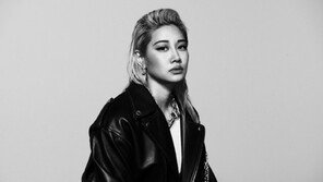 유니클로, 한국계 디자이너 브랜드 ‘앰부쉬’ 협업 UT 컬렉션 출시