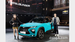 ‘임팩트 SUV’ 쉐보레 트레일블레이저 출시…“한국GM 경영 이끌 작은거인”