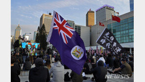 홍콩서 5000명 반중시위 재개…“중국공산당 축출 촉구”